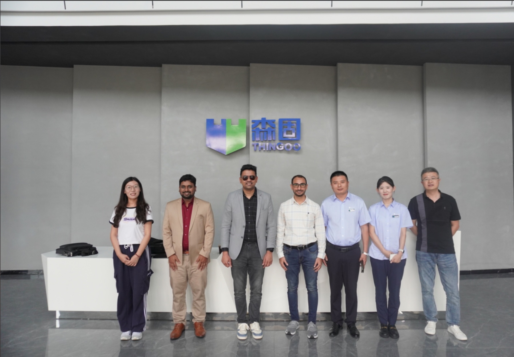 International customer visit at THINGOO showroom
